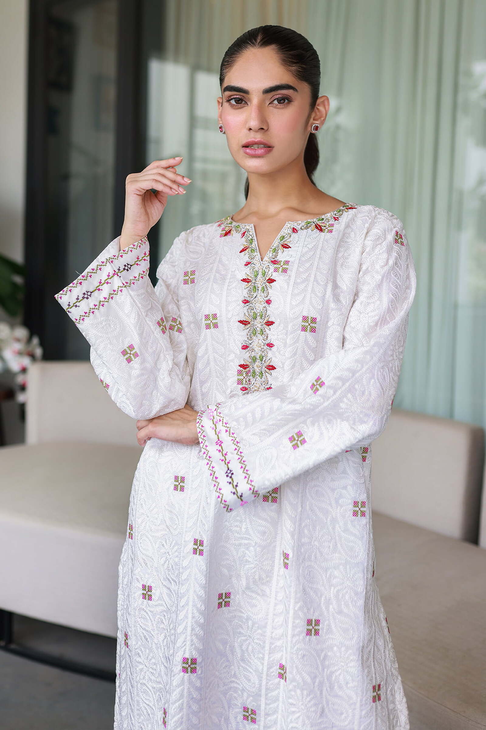 Rose White by Nadia Khan Official