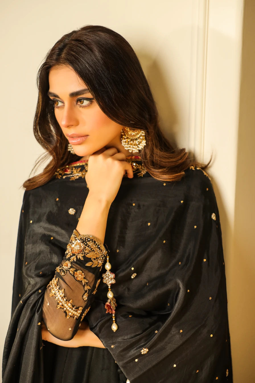 HAYA - Pakistani Clothes